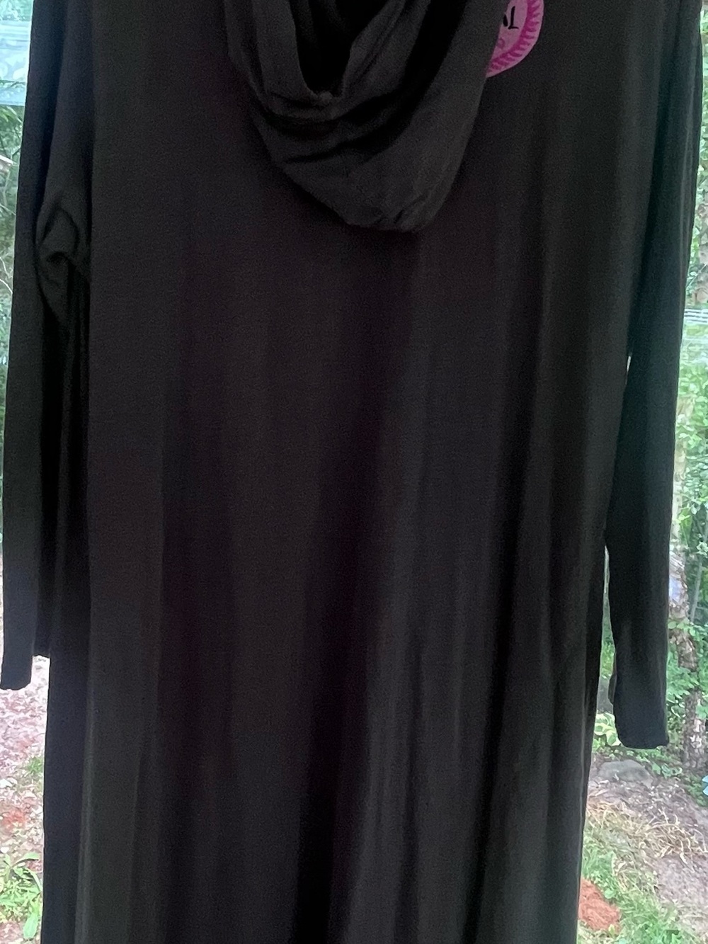 Magnolia Pearl Flor de la Passion hooded black dress - Picture 6 of 7